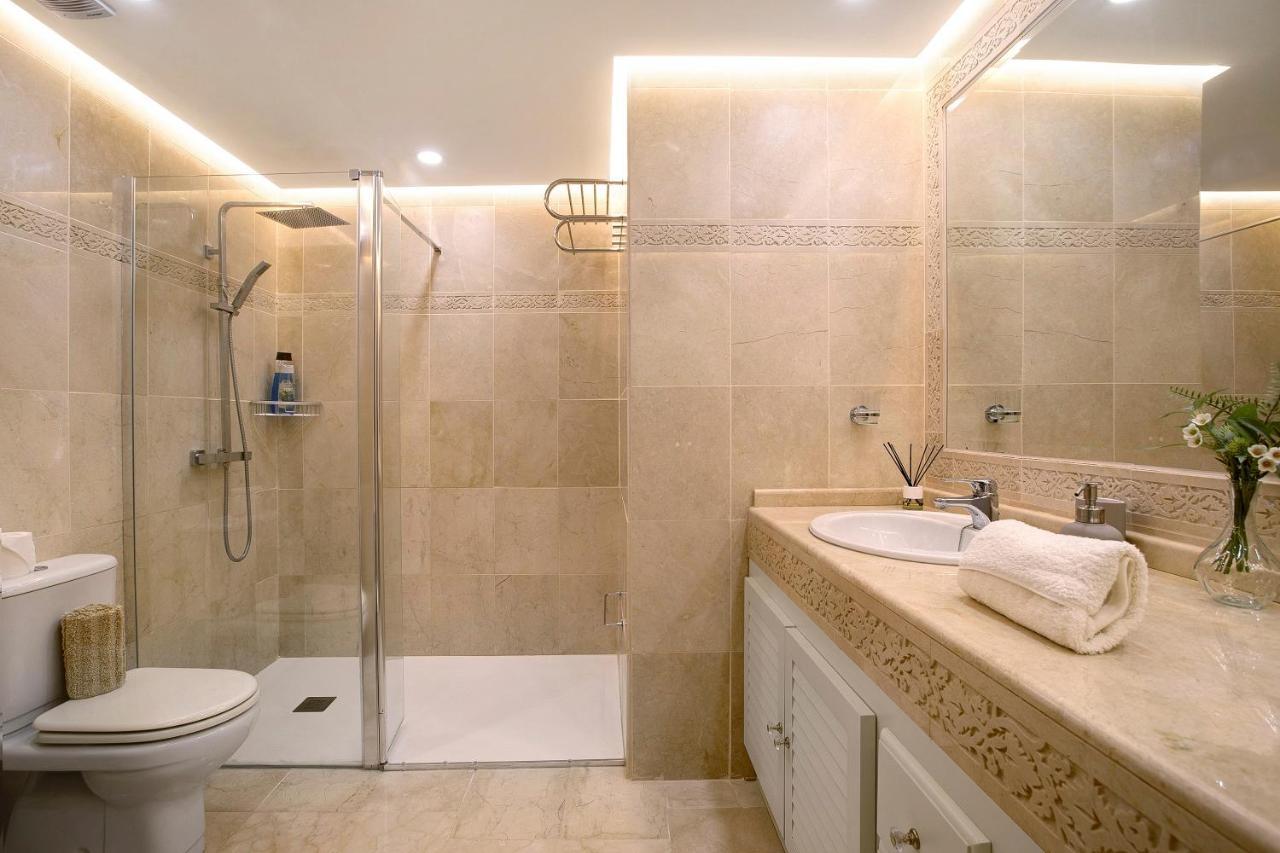 Luxury In Puerto Marina Leilighet Benalmádena Eksteriør bilde